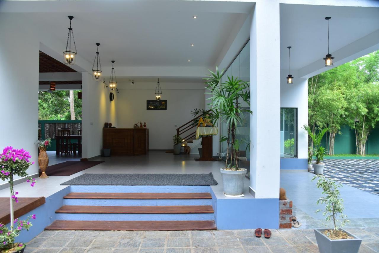 Hotel Eden Grand Dambulla Esterno foto